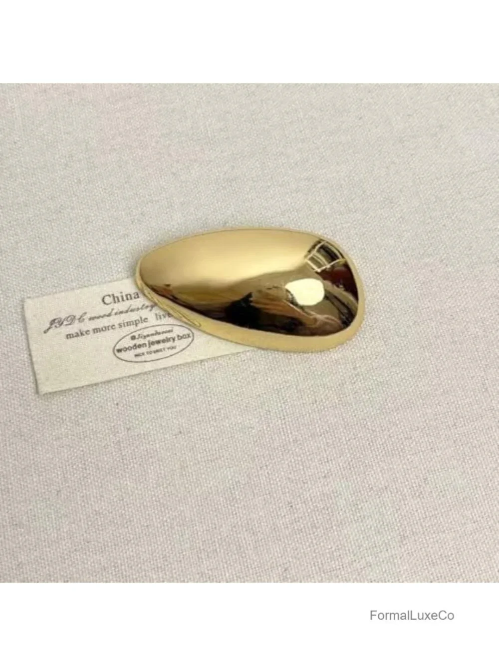 Chunky Teardrop Brooch Vintage Geometric Waterdrop Lapel Pin for Women